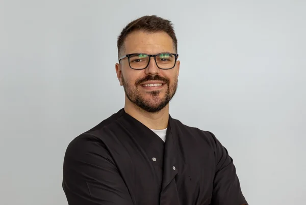 marcos fisioterapeuta vecindario
